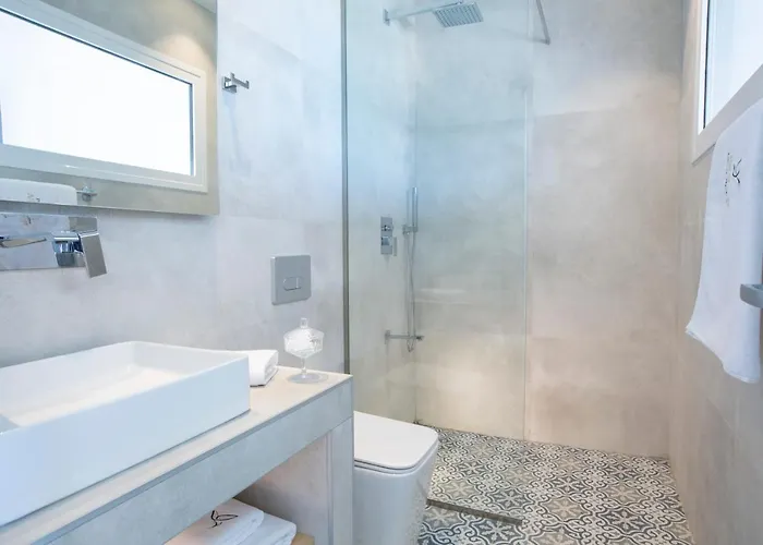 Rona Lefkada * Sivota (Lefkada)