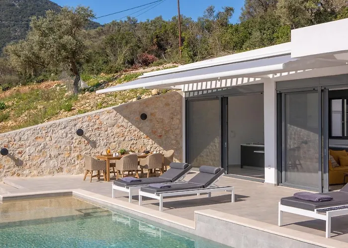 Rona Lefkada Villa *