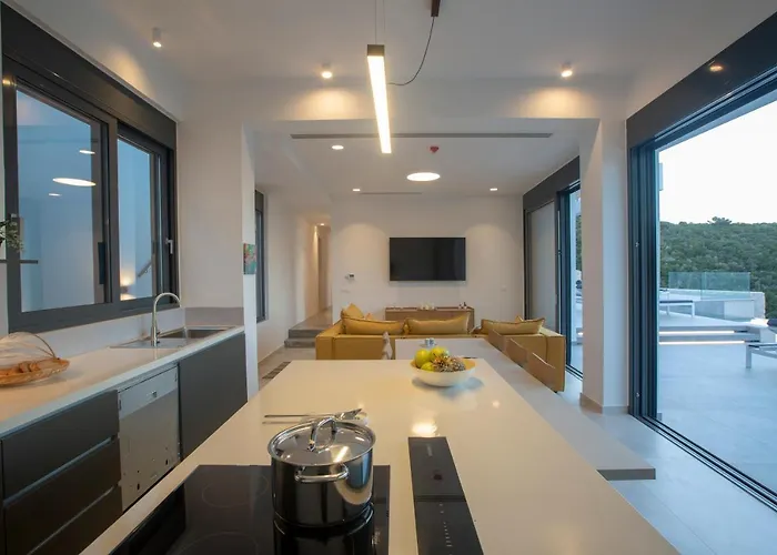 Rona Lefkada Sivota (Lefkada)